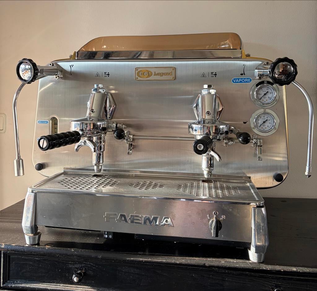 FAEMA E61 LEGEND 2 groeps espressomachine, Witgoed en Apparatuur, Koffiezetapparaten, Espresso apparaat, 10 kopjes of meer, Refurbished