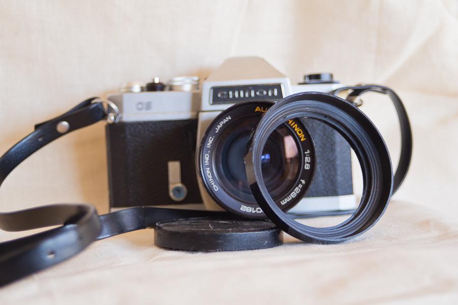 Chinon CS met Chinon 28/2.8 M42 originele zonnekap, Ophalen of Verzenden, Gebruikt, Spiegelreflex, Overige Merken