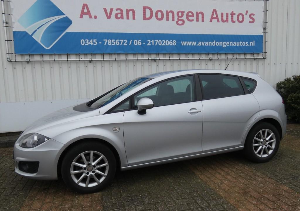Seat LEON 1.2 TSI ECO.BNS COPA,Clima,Navi,Trhaak APK 5-1-27, Euro 5, 4 cilinders, Leon, Handgeschakeld