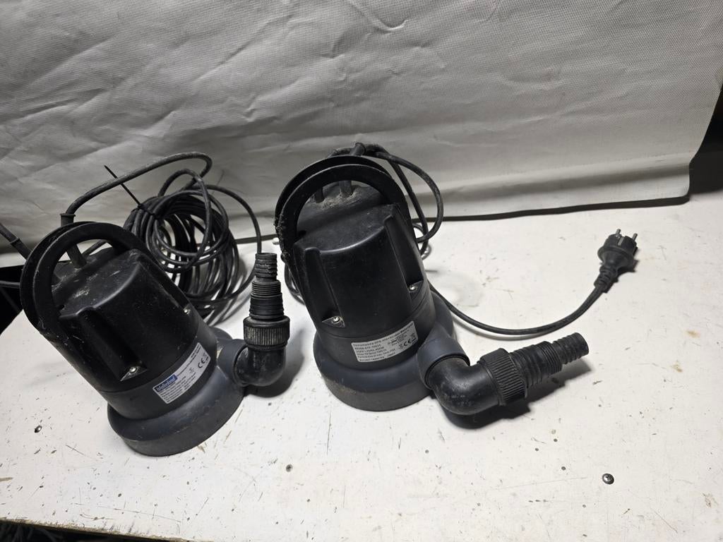 Water pomp 2 stuks, Vijverpomp, Ophalen of Verzenden, N.v.t, N.v.t