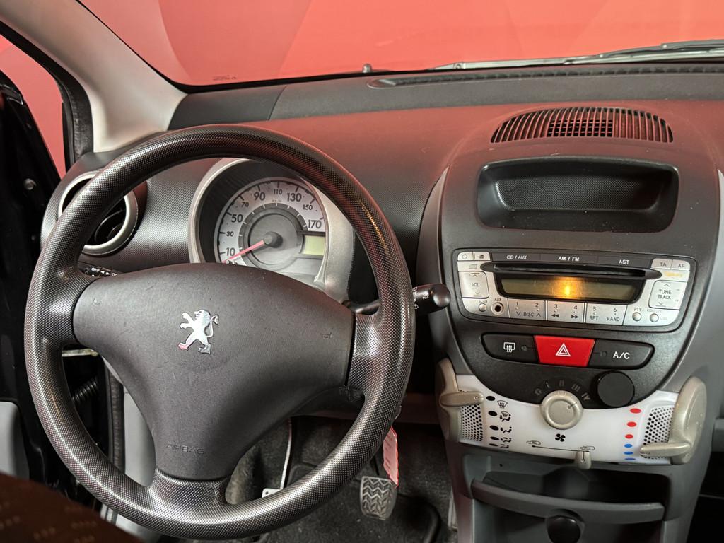 Peugeot 107 1.0-12V XS | Inruil Koopje | Zo Mee | APK 03-06-, Voorwielaandrijving, Stof, Gebruikt, Zwart