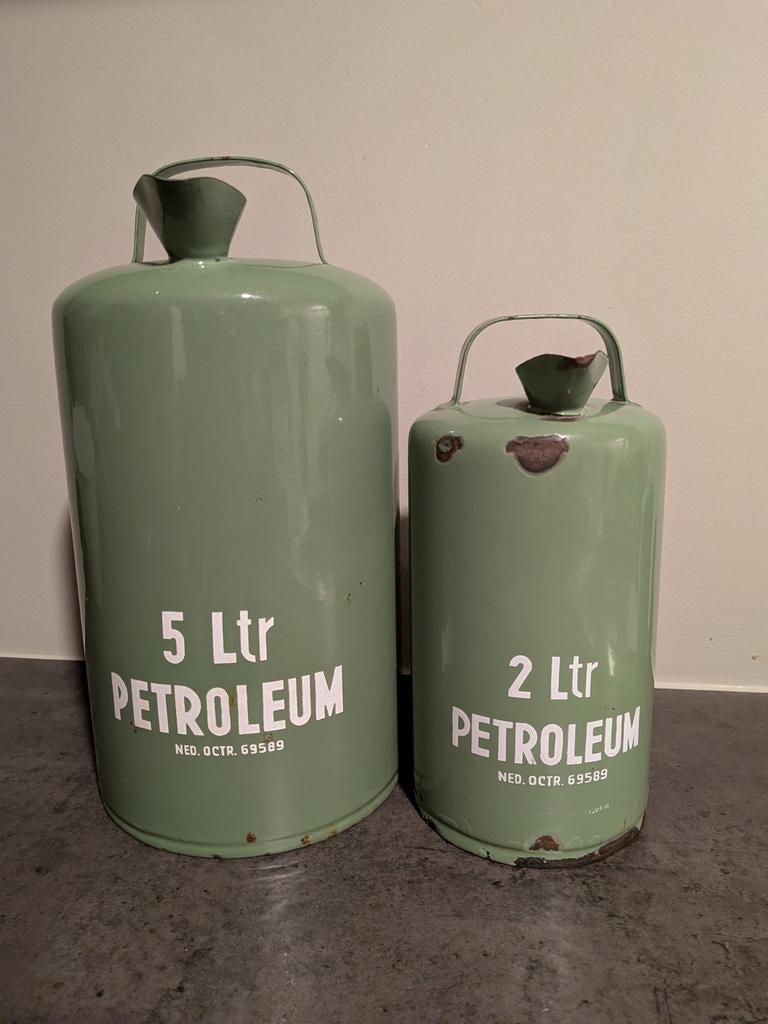 Resedagroene Petroleum Kannen 5 en 2 liter, Ophalen of Verzenden