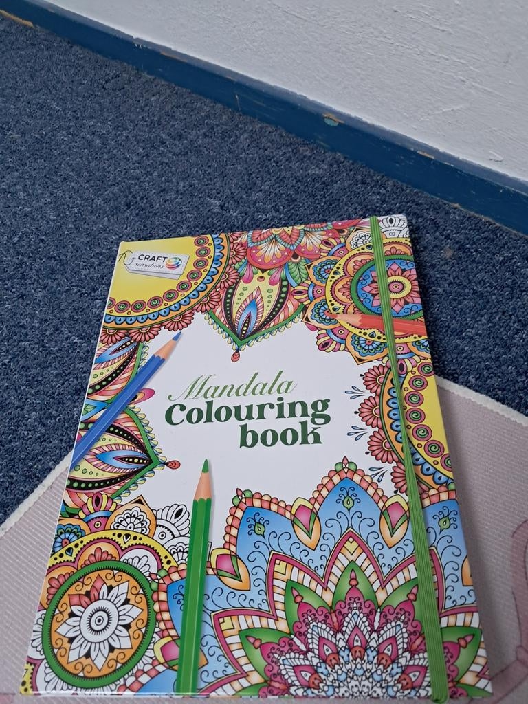 Mandala kleur boek, Hobby en Vrije tijd, Tekenen, Ophalen of Verzenden, Nieuw, Papier, Schets- of Tekenboek