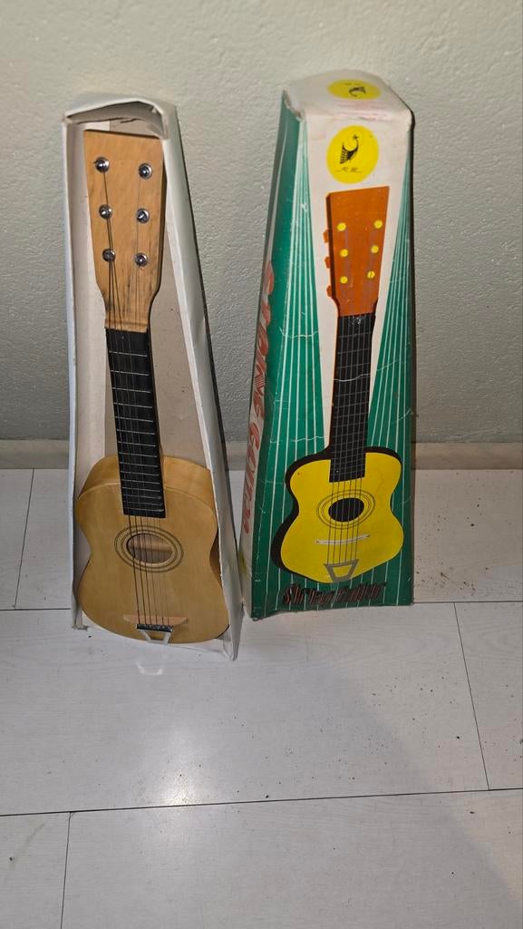 Vintage Speelgoed Gitaar - Decoratie of Verzamelobject, Kinderen en Baby's, Speelgoed | Overig, Ophalen of Verzenden, Jongen of Meisje