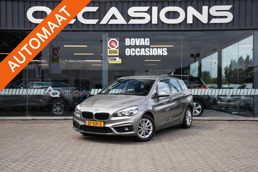 BMW 2-serie Active Tourer 218i Essential NAVIGATIE/ CRUISE C, 12 maanden, Gebruikt, Euro 6, Origineel Nederlands