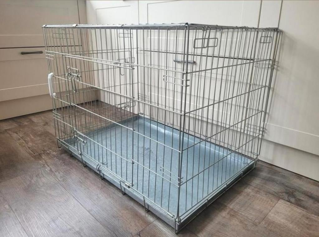 Hondenbench Large ~ 45 euro, Dieren en Toebehoren, Hondenbenches, Zo goed als nieuw, Ophalen