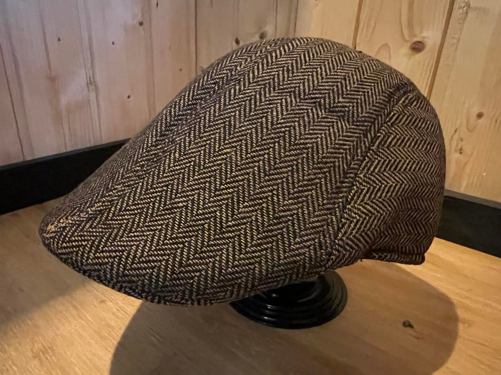 Stijlvolle Tweed Flat Cap - Bruin/Zwart Visgraatpatroon, Ophalen of Verzenden, Zo goed als nieuw, One size fits all, Pet