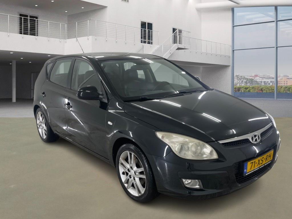 Hyundai I30 1.6i i-Catcher/ VELGEN/ LEDER, Voorwielaandrijving, Gebruikt, 1591 cc, 4 cilinders
