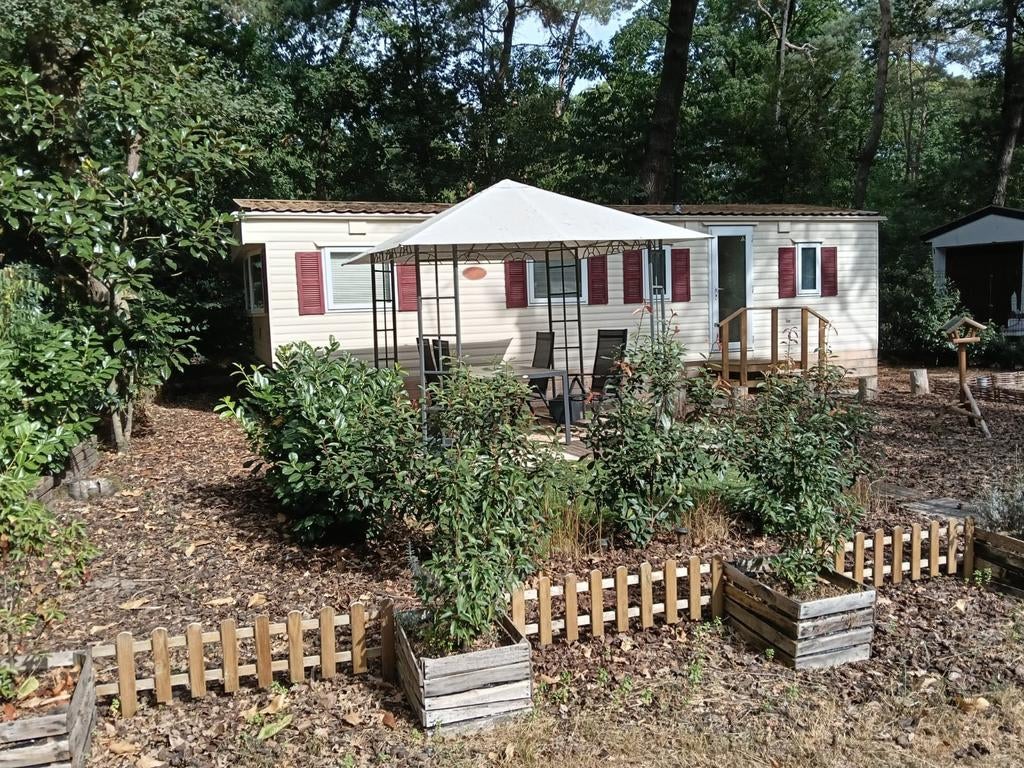 Aluminium Chalet op vakantiepark de Heijmolen Baarle Nassau, Huizen en Kamers, Recreatiewoningen te koop