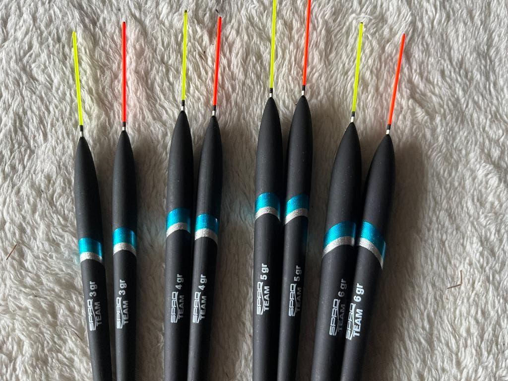 adv 222 / NIEUW serie 8 dobbers SPRO, Ophalen of Verzenden, Nieuw, Dobber of Lood