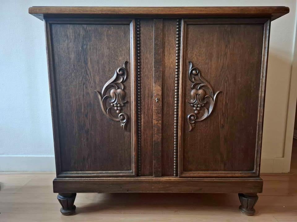 Antieke commode / buffetkast / dressoir, Huis en Inrichting, Ophalen, Overige materialen, 100 tot 150 cm, Antiek hout