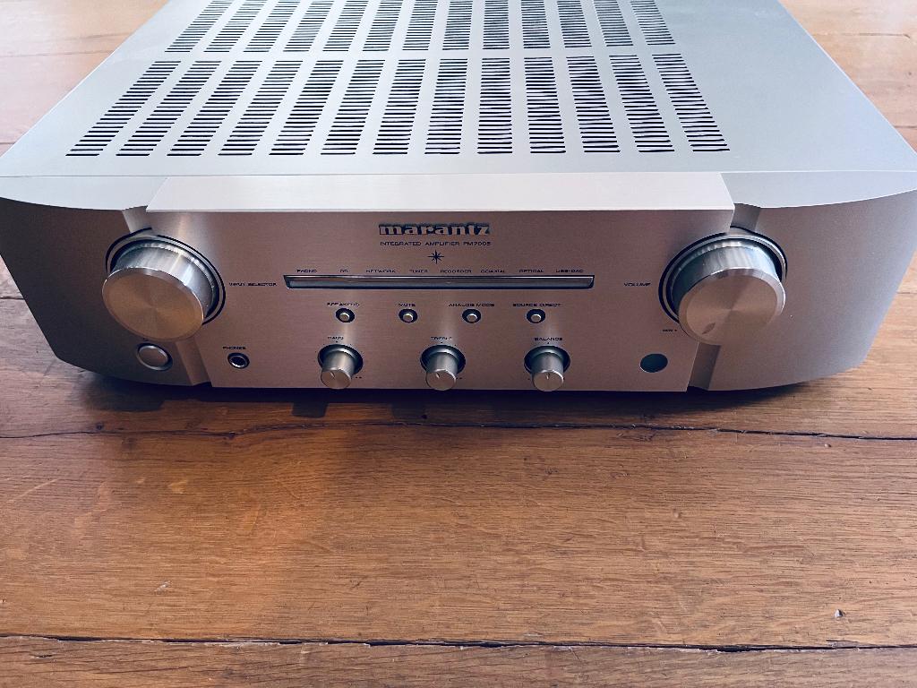 Marantz PM-7005 symmetrische versterker. Met DAC., Audio, Tv en Foto, Versterkers en Receivers, Marantz, Verzenden, Zo goed als nieuw