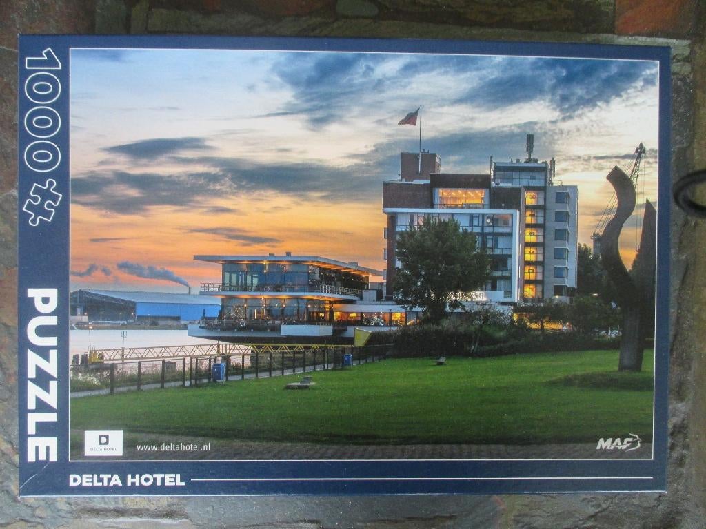 Delta hotel Vlaardingen - 1000 stukjes puzzel, Ophalen of Verzenden, 500 t/m 1500 stukjes, Zo goed als nieuw, Legpuzzel