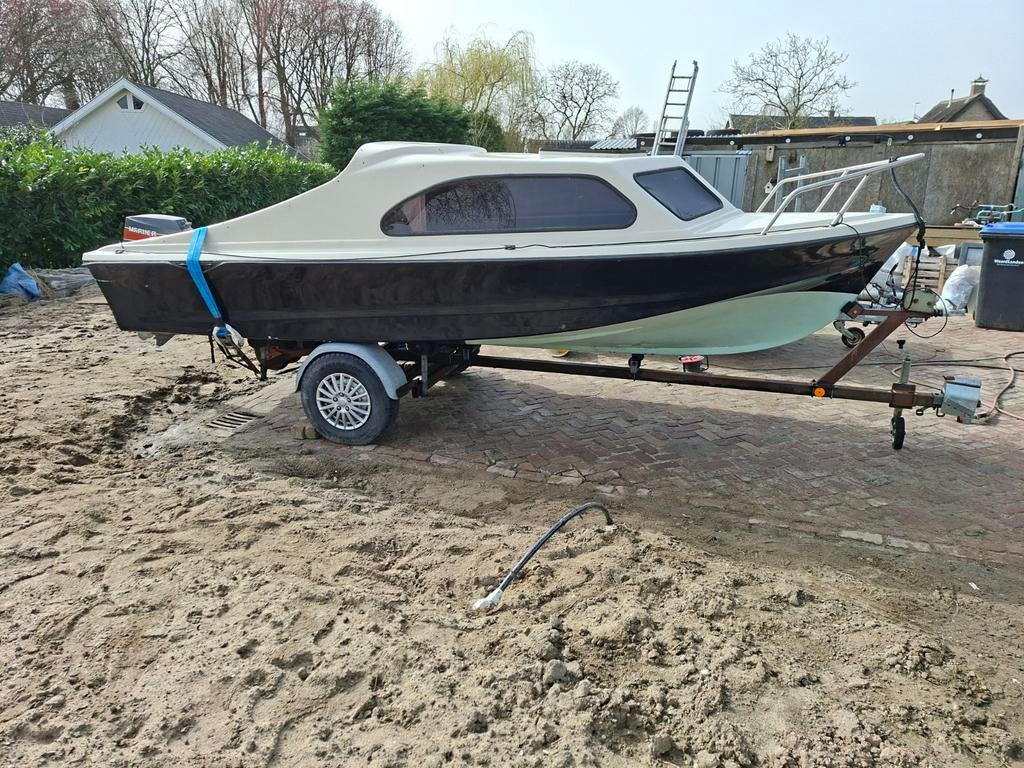 Kajuit boot 25 pk, Watersport en Boten, Gebruikt, Ophalen of Verzenden, Minder dan 70 pk, 3 tot 6 meter