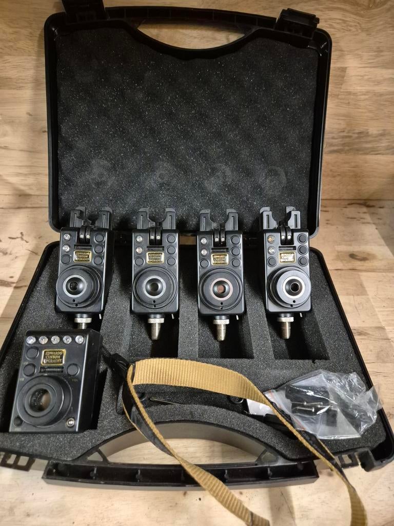 Mooie ecu mk1 beetmelder set 4+1, Watersport en Boten, Hengelsport | Karpervissen, Ophalen of Verzenden, Zo goed als nieuw, Overige typen