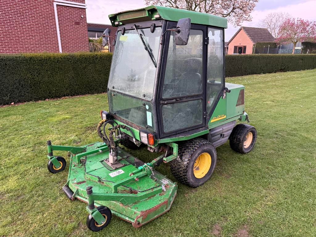 John deere 1505 met frontdek circelmaaier, Tuin en Terras, Zitmaaiers, Ophalen, Zo goed als nieuw