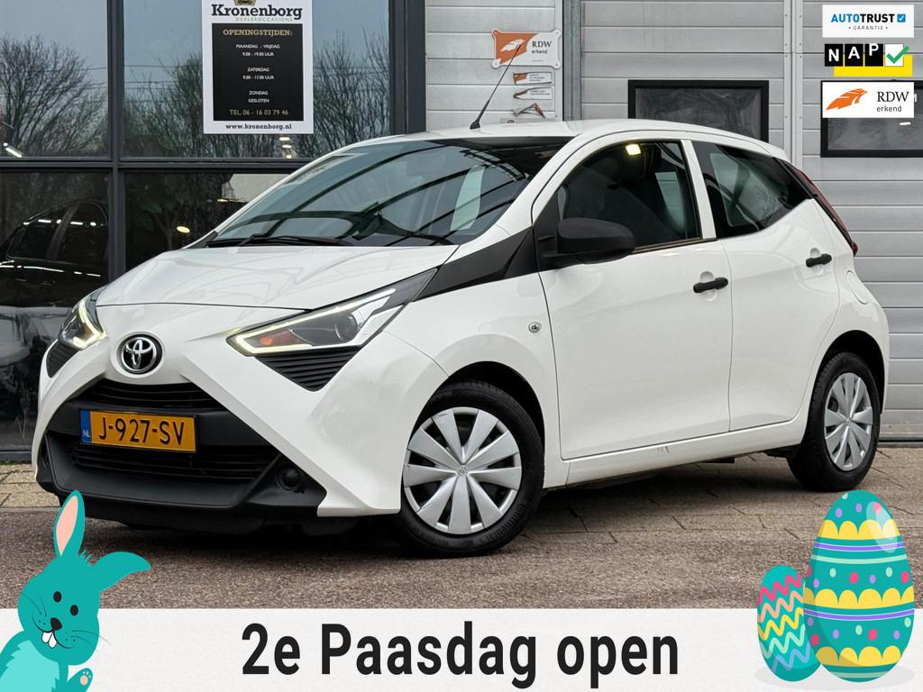 Toyota Aygo 1.0 VVT-i x-fun, CARPLAY, NAP, APK, Voorwielaandrijving, Stof, Gebruikt, Start-stop-systeem