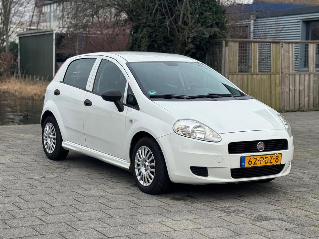 Fiat Grande Punto 1.3 M-Jet Actual/1eigenaar/nieuweapk/airco, Voorwielaandrijving, Euro 5, 28 km/l, Gebruikt