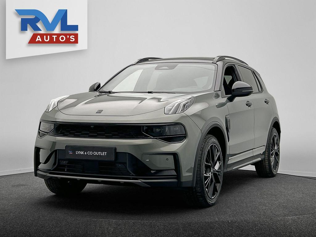 Lynk & Co 01 1.5 More Leder| Pano | Stoel+Stuurwielverwarmin, Auto's, Lynk & Co, Zwart, 4 cilinders, 1898 kg, Bedrijf