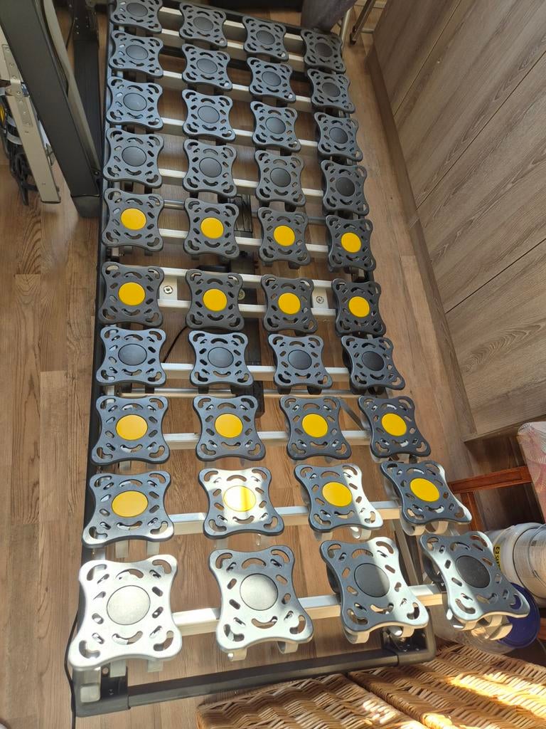 Schotelbodem, Huis en Inrichting, Ophalen, Eenpersoons, Zo goed als nieuw, 80 cm