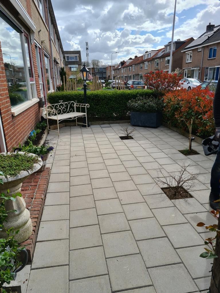 Tegels stoeptegels, Ophalen