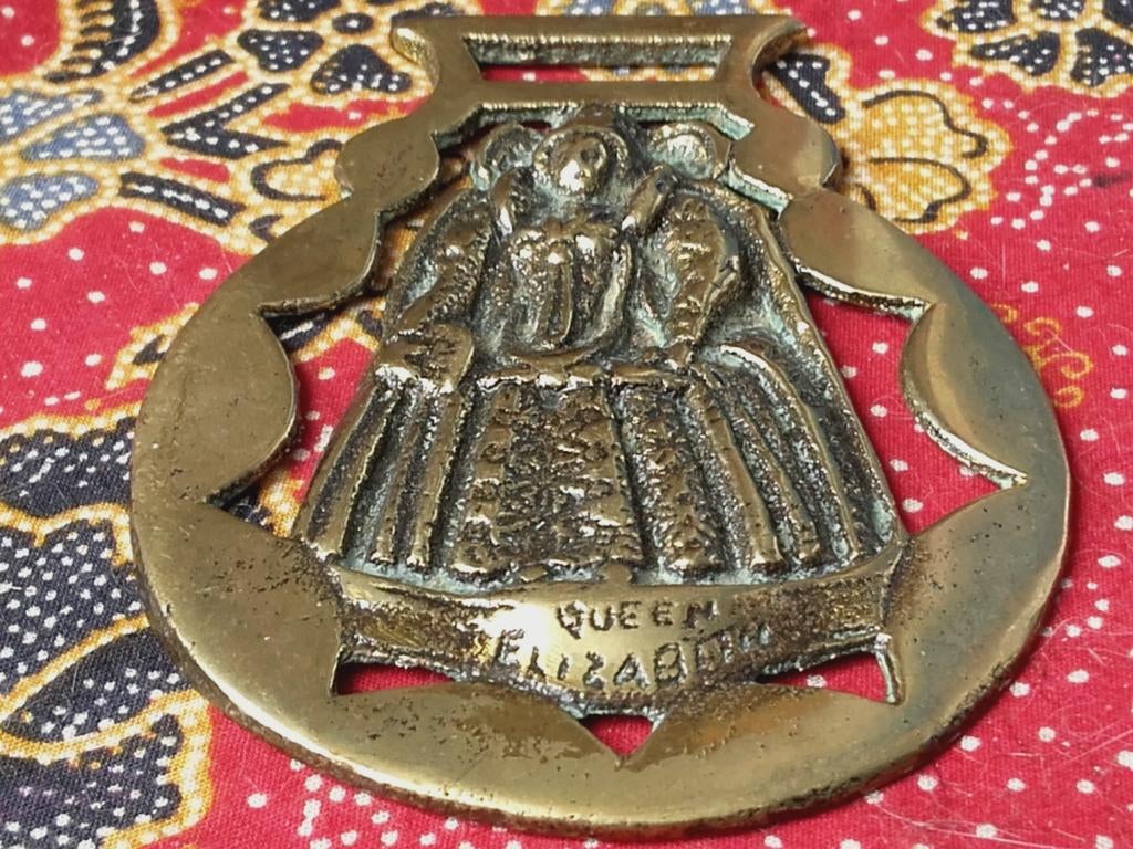 Antiek kleppermannetje uit Engeland met Queen Elizabeth., Ophalen of Verzenden, Koper