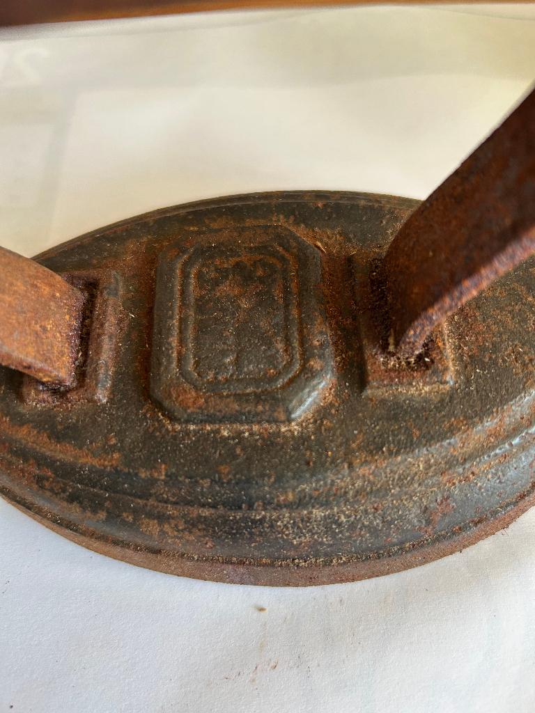 Antiek ijzeren strijkijzer, Antiek en Kunst, Antiek | Gereedschap en Instrumenten, Ophalen of Verzenden