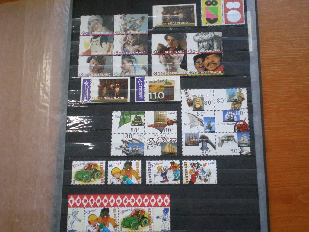 jaargang( ook los/ serie ) 2000 Zéér compleet( T 76 ) € 7,50, Postzegels en Munten, Postzegels | Nederland, Ophalen of Verzenden