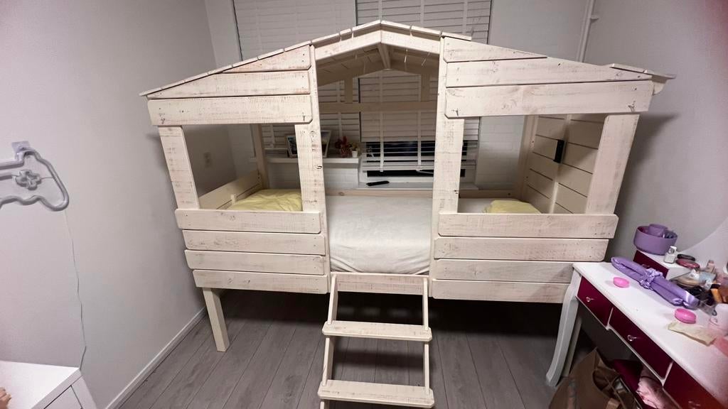 IKEA Boom­hutbed/Hoogslaper–€200 incl.matras & trap, Kinderen en Baby's, Kinderkamer | Stapelbedden en Hoogslapers, Gebruikt, Hoogslaper