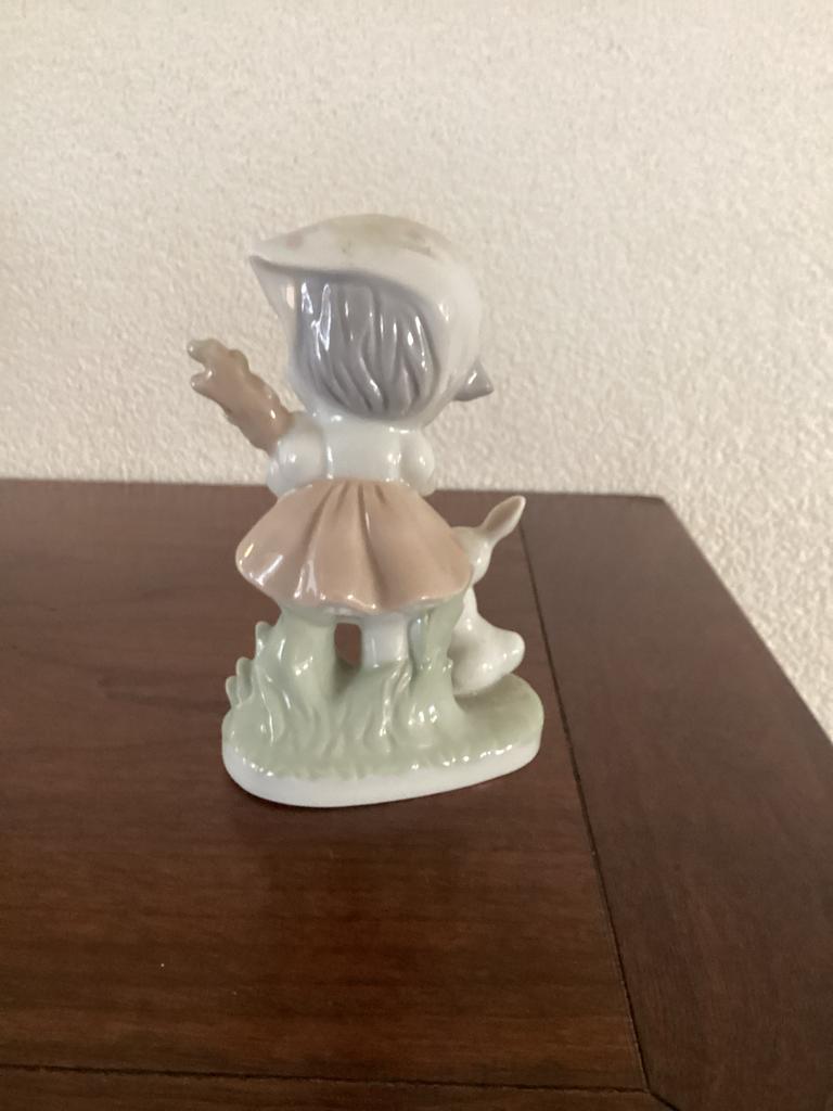 Origineel Vallorola porselein meisje met konijntje, Ophalen of Verzenden