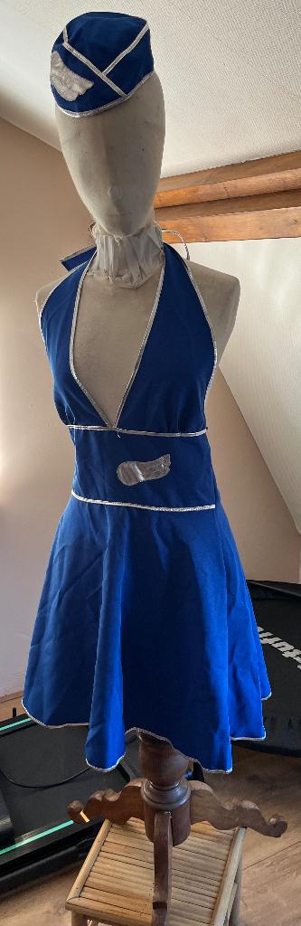 Stewardess met hoedje maat 38, Maat 38/40 (M), Ophalen of Verzenden, Overige thema's, Kleding