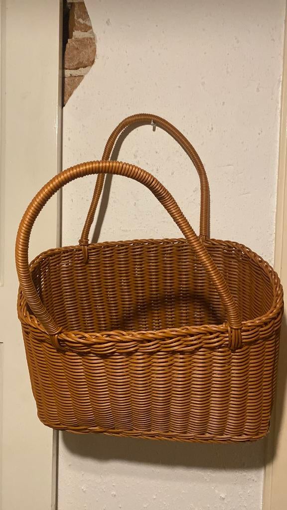 Rieten mand tas, Ophalen, Zo goed als nieuw, Rechthoekig, Riet