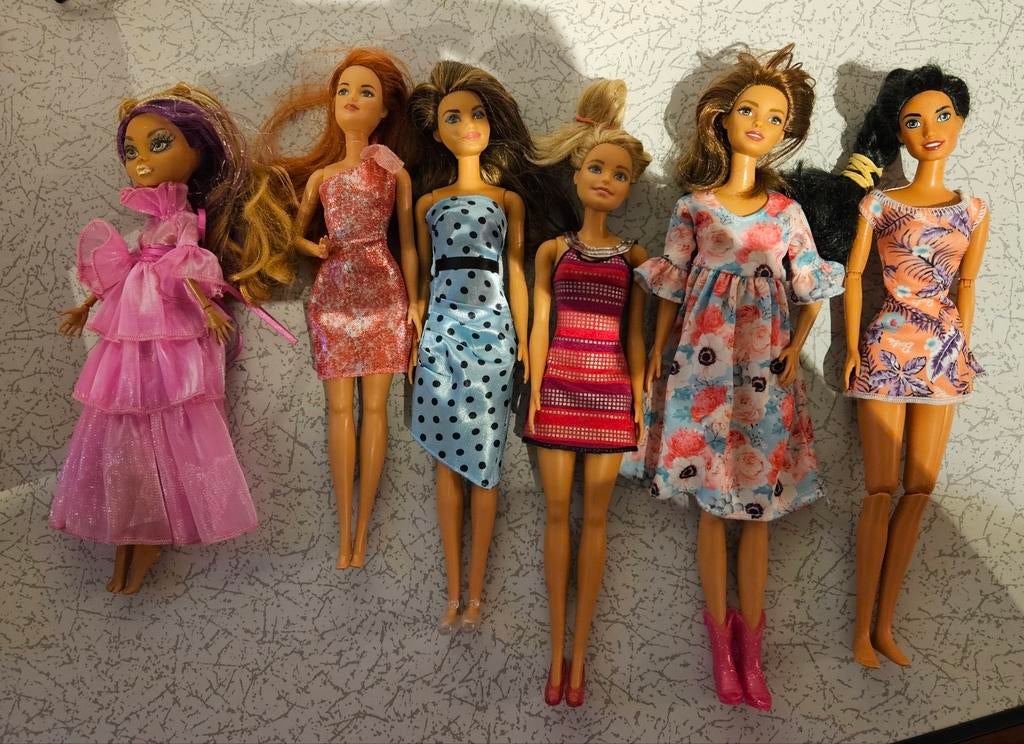 Barbie en frozenpoppen, Verzamelen, Poppen, Ophalen of Verzenden