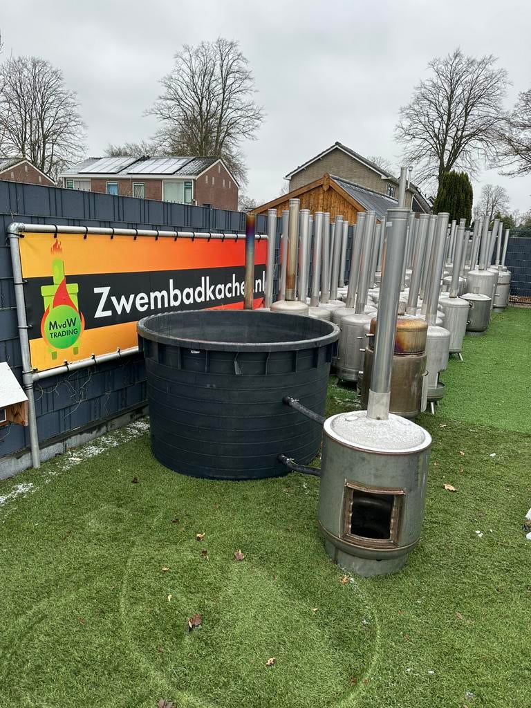 Hottub Basic Compleet! 1000/1500 liter, Ophalen of Verzenden, Zo goed als nieuw, Vast