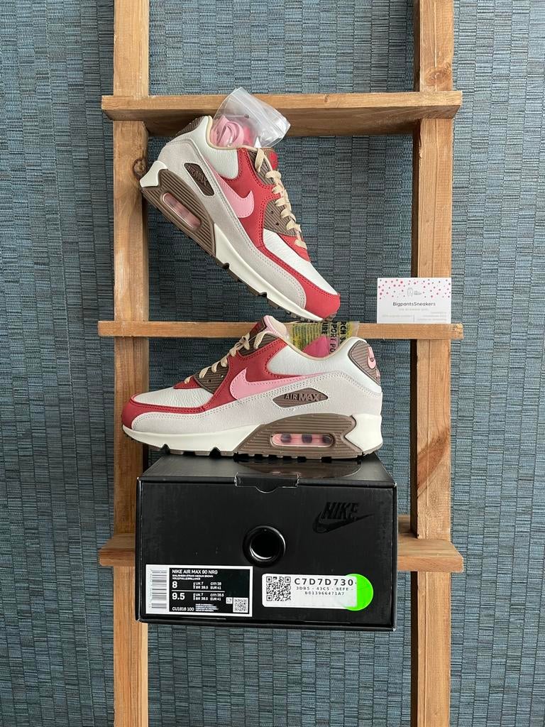 Nike Air Max 90 EU 41 US 8 NRG Bacon, Kleding | Dames, Schoenen, Nieuw, Sneakers of Gympen, Rood, Ophalen of Verzenden