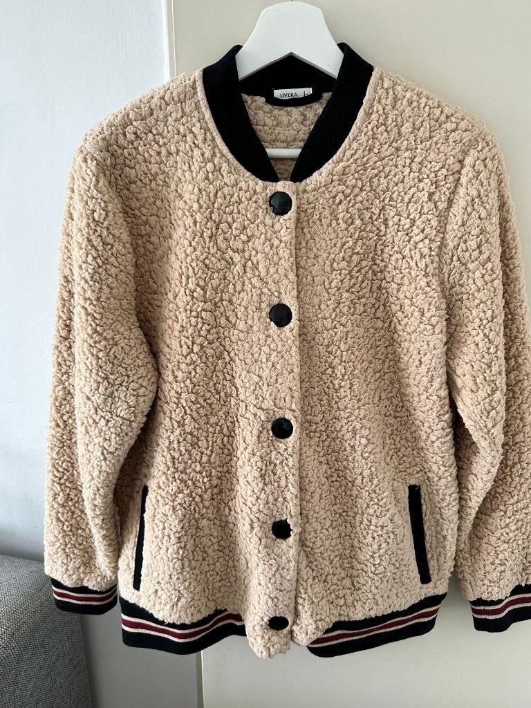 Teddy Jacket van Livera, maat L, Beige, Maat 42/44 (L), Ophalen of Verzenden, Zo goed als nieuw