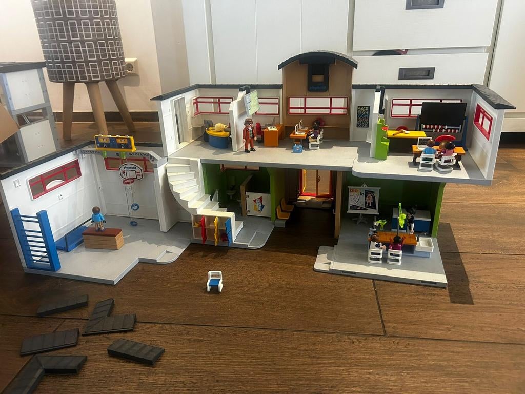 Playmobil School met Gymzaal Uitbouw - Niet Compleet, Kinderen en Baby's, Speelgoed | Playmobil, Ophalen of Verzenden, Gebruikt
