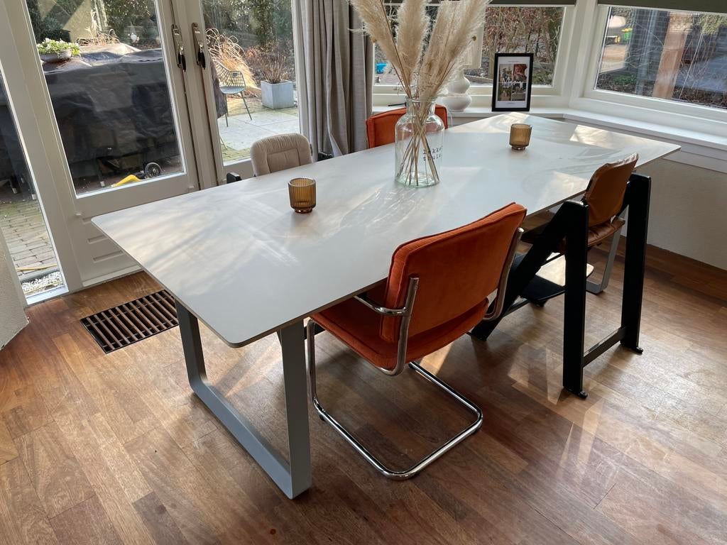 Design Eettafel Muuto 70/70 225x90, Ophalen, 200 cm of meer, 50 tot 100 cm, Zo goed als nieuw