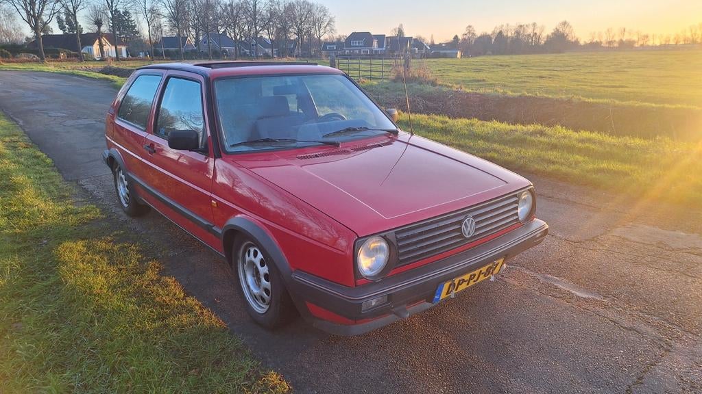 Volkswagen Golf II Pasadena 1992 Rood, Voorwielaandrijving, 410 kg, 54 pk, 750 kg