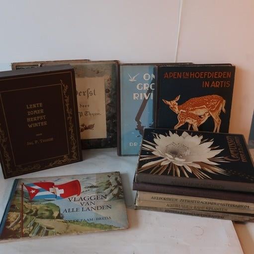 Plaatjesboek album Thysse en Portielje Aquarium Artis PARTIJ, Boeken, Ophalen of Verzenden, Gelezen, A.F.J. Portielje, Plaatjesalbum