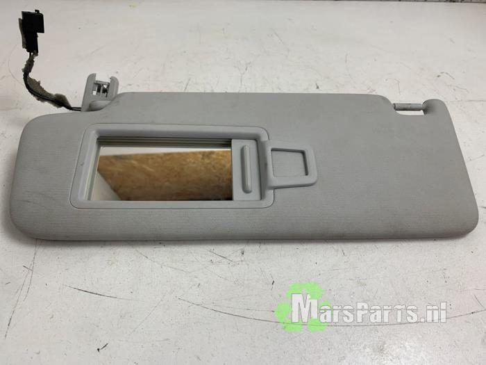 Zonneklep van een Volkswagen Golf, Gebruikt, -, Volkswagen, -