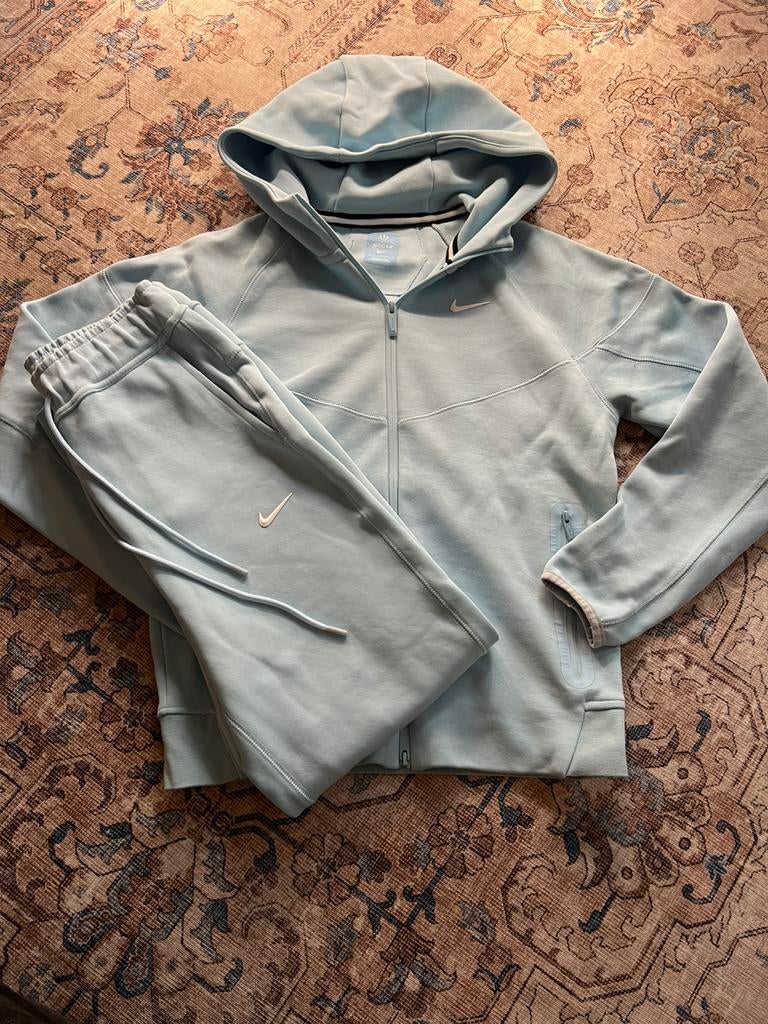 Nike Nocta pak, Ophalen of Verzenden, Zo goed als nieuw, Jongen of Meisje, Sport- of Zwemkleding