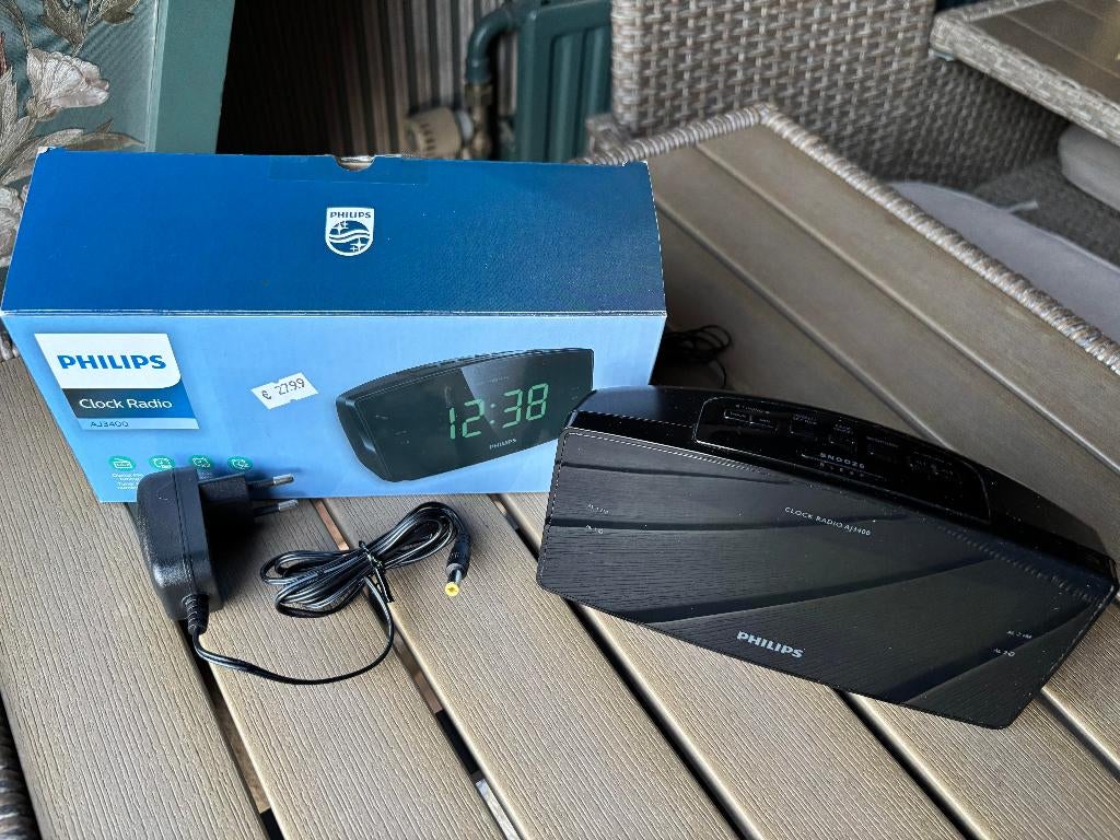 Wekker /radio, Ophalen, Zo goed als nieuw, Digitaal