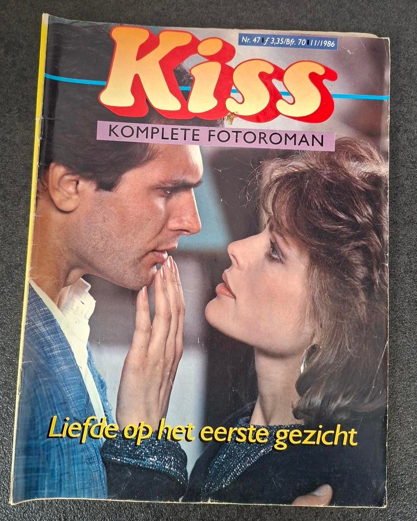 Kiss Complete fotoroman nr 47 (11 -1986), Ophalen of Verzenden, 1980 tot heden, Tijdschrift