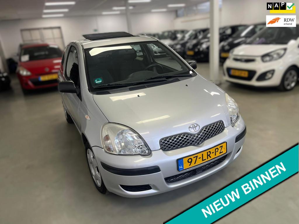 Toyota Yaris 1.0 VVT-i Terra, Auto's, 4 cilinders, 400 kg, 855 kg, Origineel Nederlands