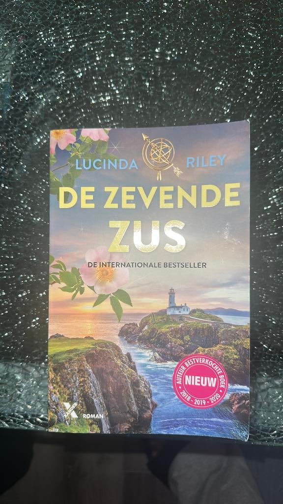 De zevende zus, Boeken, Ophalen of Verzenden, Zo goed als nieuw