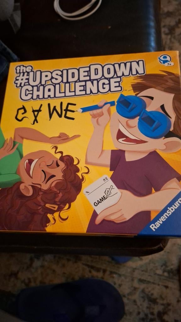 The Upside Down Challenge Spel van Ravensburger, Vijf spelers of meer, Ophalen, Zo goed als nieuw, Ravensburger