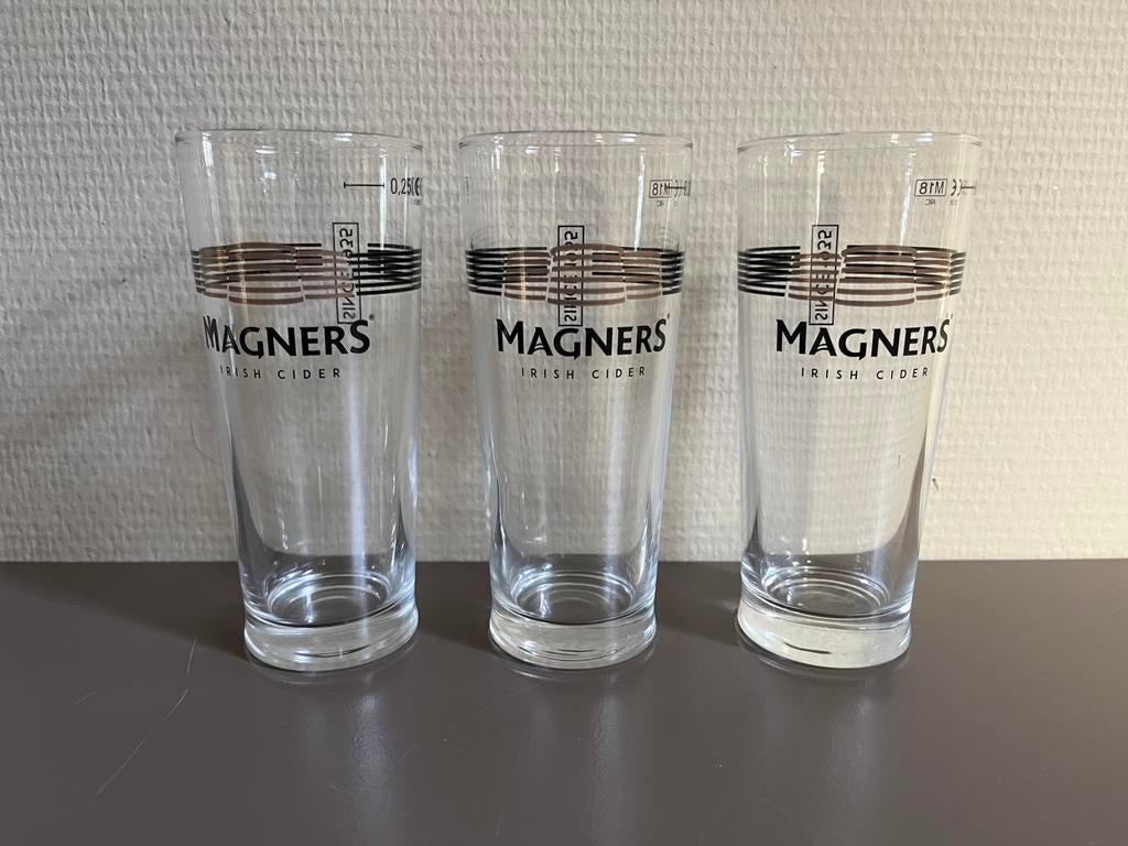 Set van 22 cider glazen Magners Irish Cider - 30 cl, Ophalen of Verzenden, Nieuw, Bierglas