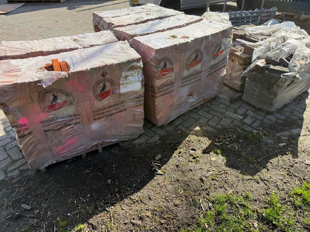 Partij Oude veldhoven stenen metselstenen, Doe-het-zelf en Verbouw, Metselstenen, Ophalen, Zo goed als nieuw, Bakstenen
