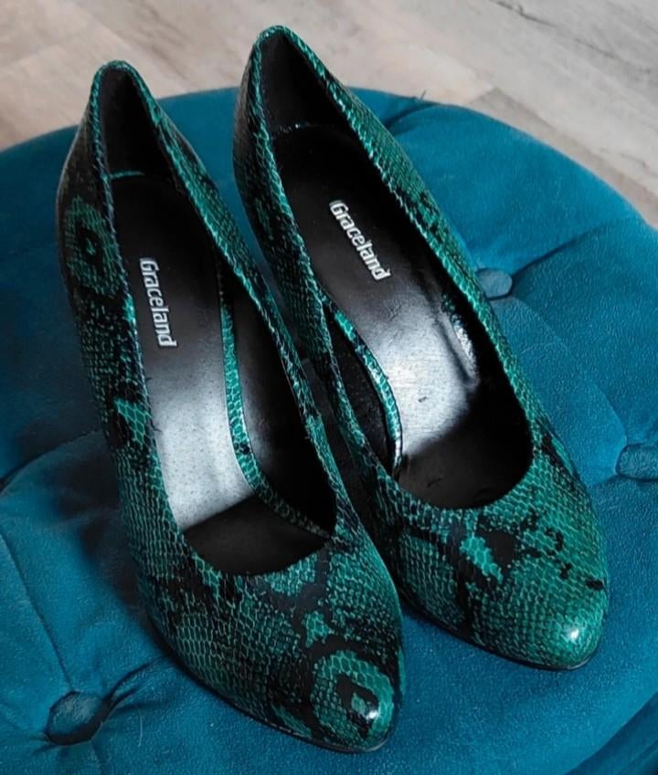 Nieuwe Graceland zwart met groen slangenprint pumps maat 38, Ophalen of Verzenden, Nieuw, Groen